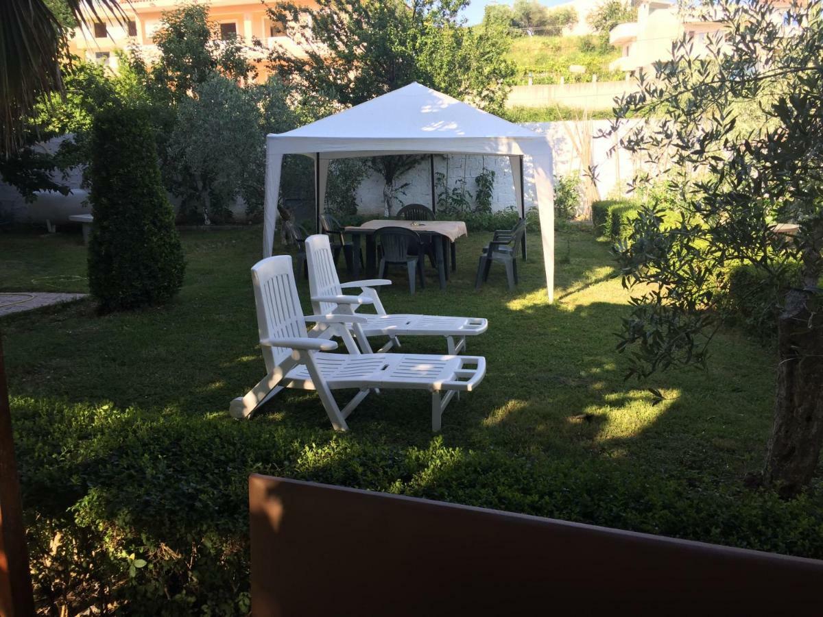Villa Dede Nikolla Durres Exterior photo